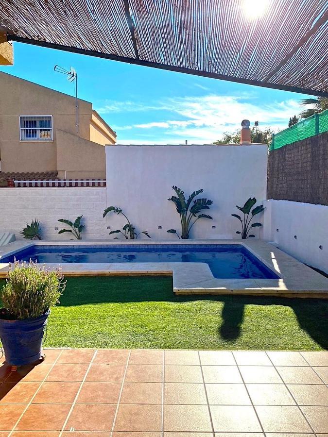Bungalow Amerador El Campello Luaran gambar