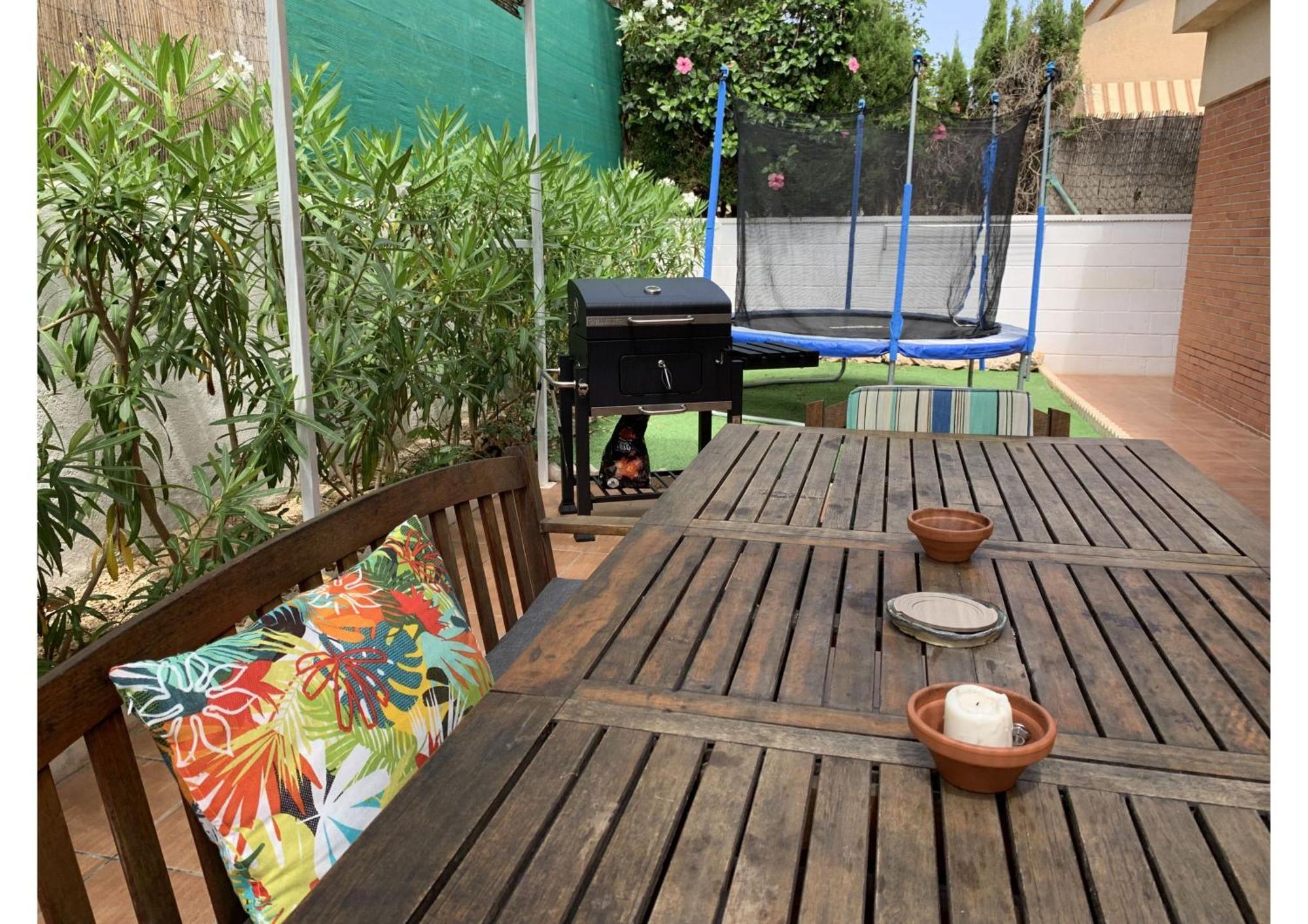 Bungalow Amerador El Campello Luaran gambar