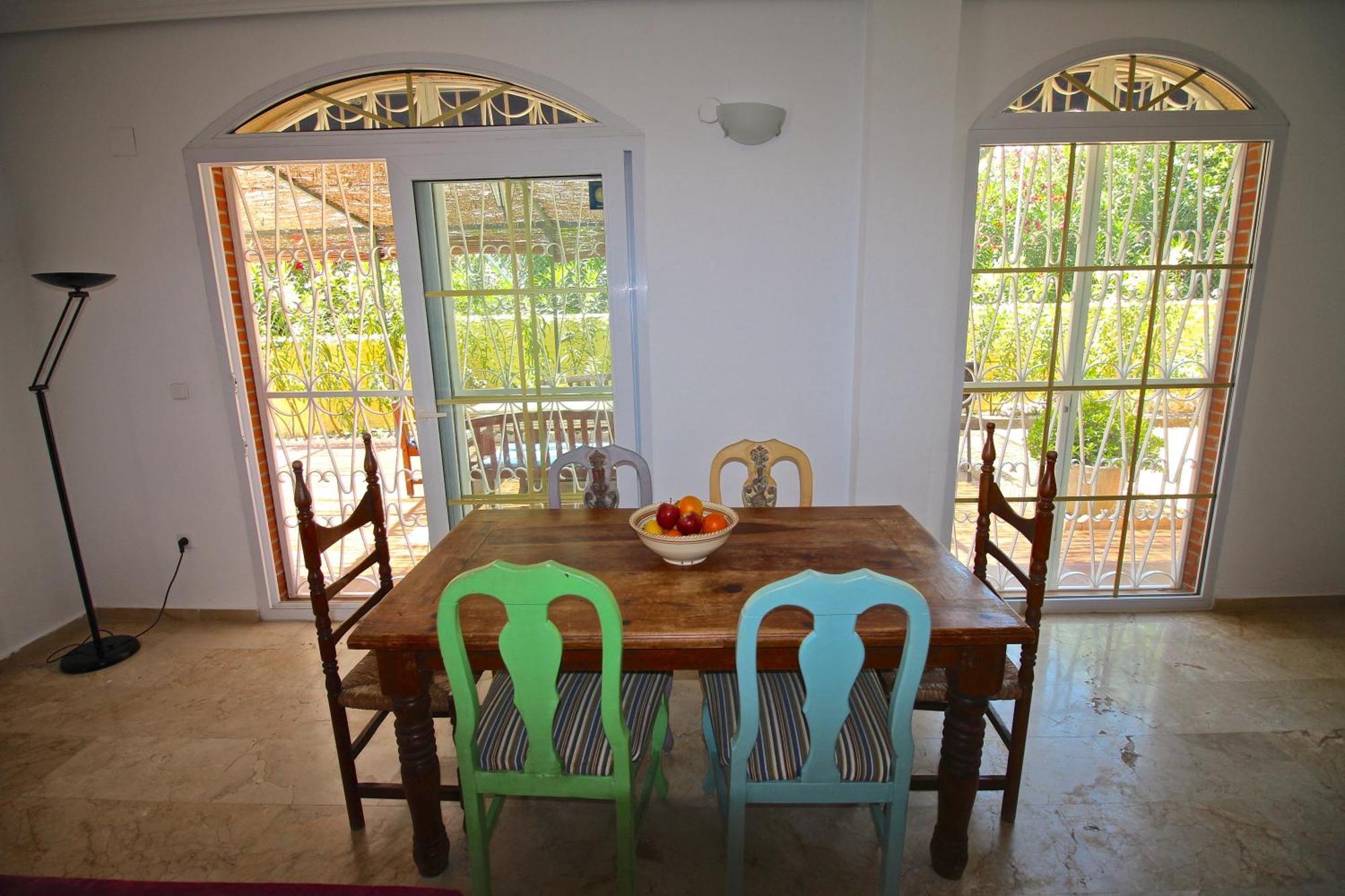 Bungalow Amerador El Campello Luaran gambar